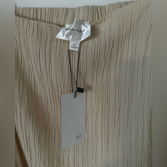 Line & Dot blouse - Picture 5 of 7